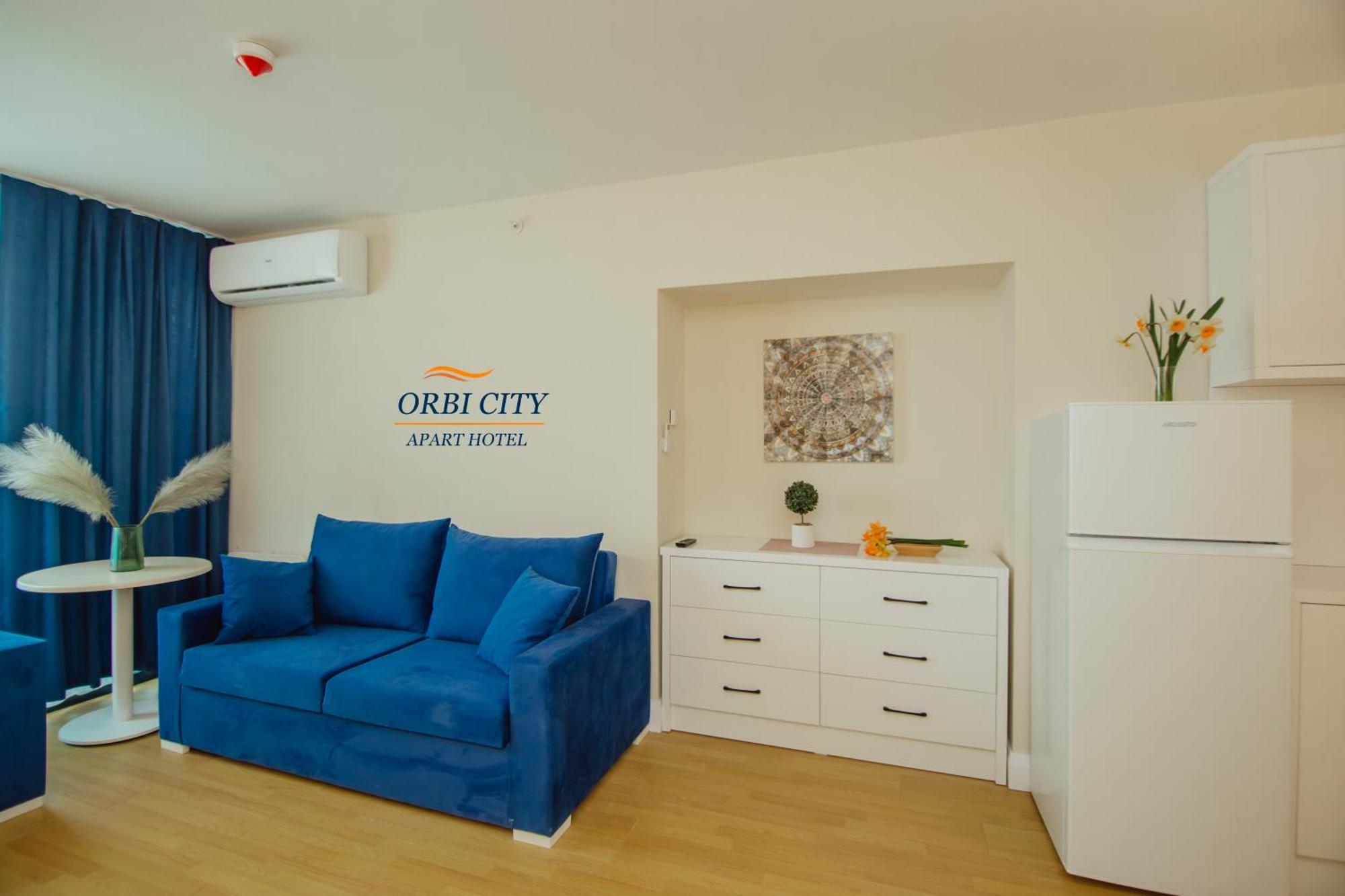 Apart-Hotel Orbi City Batumi Exterior foto
