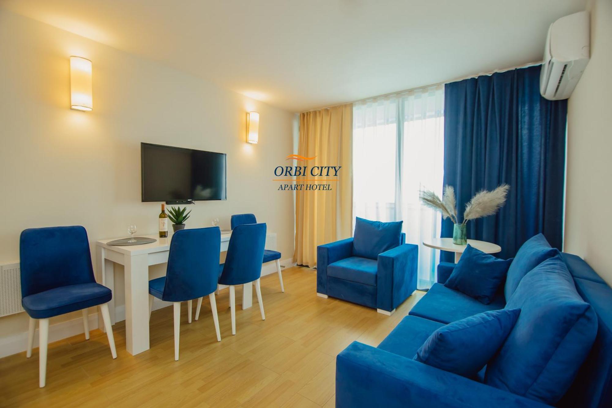 Apart-Hotel Orbi City Batumi Exterior foto